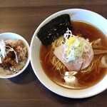 煮干し中華 八 - 朝らーめんセット（肉丼 小）