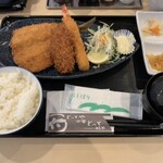 とっと めしや - ミックスフライ定食