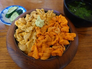 味処マルテン佐藤食堂しゃこたんなべ - 二色丼