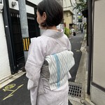 山玄茶 - 夏らしいお色が本当に爽やか。帯も夏色で素敵なんです。Yさんは松下奈緒さんによく似た美人奥様(´•͈ω•͈⑅)♥️仲良しご夫婦といつも御一緒させていただき幸せ。