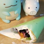 cafe nekoji - ブルーベリークレープ。