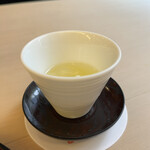 山玄茶 - 梅雨明け間近の蒸し暑い京都。清涼感のあるミントティーでスッと汗がひきますね。