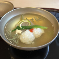 山玄茶 - 関西の夏といったら鱧！いつもながらお出汁が秀逸！喉越しなめらかな蓴菜に故郷の夏を馳せます。