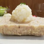 キッチン ブルー グローブ - 分厚いテリーヌ、塩麹とレモンピールの大根おろしもたっぷり、ありがとうございます！