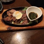 弥助 - 牛ステーキ