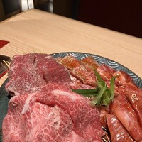 純和牛焼肉 無限亭。 - 