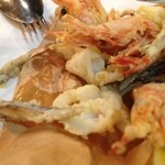 パルテノペ - フリットミスト
      季節の小魚はキビナゴでした