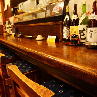 お一人での来店も大歓迎!カウンター席