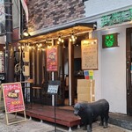 ナカノターナーズ - 広島電鉄立町電停から徒歩3分の「ナカノターナーズ　本通店」さん
            2014年開業、運営は株式会社PRBANK【2010年設立、代表取締役:小野 成郁氏】
            男性スタッフ3人の3名体制