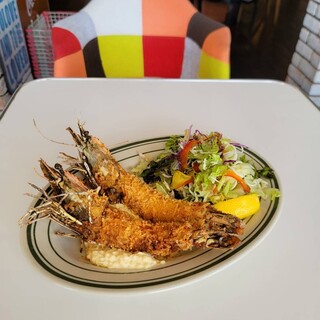 満足感たっぷり味わえる88自慢の料理