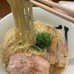 銀座 八五 - 麺はコシのある細麺