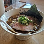 製麺食堂 あぶみ - 製麺食堂限定、淡麗醤油らぁめん。