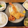Sugamo Tokiwa Shokudou - ミニ盛りの海老フライ、あじフライ、唐揚げを定食にしてタルタルソースを追加