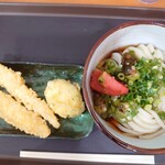 讃岐うどんよろず屋 - ごぼう天、たまご天、ぶっかけ