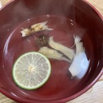 なか乃 - 松茸を、サービスとして破格でいただくことができました。