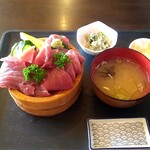 宅配弁当・食堂 たばご屋 - マグロ丼　1500円　十分満足します!