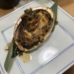 なか乃 - 鮑ならぬトコブシのバター焼きかな。タレがムッチャクチャ美味い！