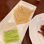 中国酒家 大三元 - 金醤牛肉(牛肉味噌炒めクレープ包み)