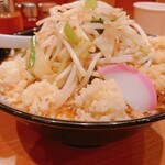 東京タンメン トナリ - 味噌タンメン（生姜トリプル、にんにくトリプル）