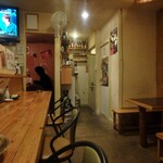 まぐろ酒場 わいわい - 店内