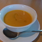 ジョワ・デ・サンス - 人参の冷製スープ