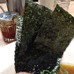 麺処 ほん田 - 海苔も美味い。