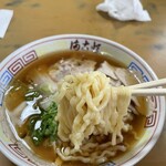 満古登食堂 - つるつると啜りやすい麺