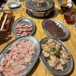 秩父焼肉ホルモン酒場 まる助 - 