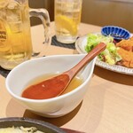 個室 肉割烹 牛若丸 - この牛出汁につけていただきます
いや、かけるのかな