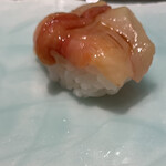 Uo tora sushi - 赤貝