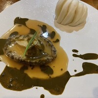 NOGI - 名物　蒸し鮑の２種ソース　記憶に残る美味しさ。