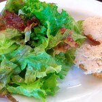 ビストロ 石川亭 - グリーンペッパー風味の豚肉のリエット サラダ添え