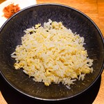 隼 - たまご炒飯：ジャスミンライスを、和の極み卵