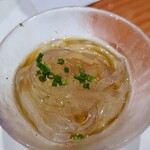 鮨匠 のむら - ①ところてん(のむらオリジナル、天草は西伊豆産)
      自家製ポン酢を付けて頂きます
      冷たくて喉越し良く、暑気払いにぴったり