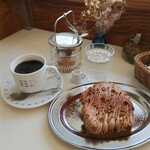 喫茶ドロシー - モンブラントーストセット