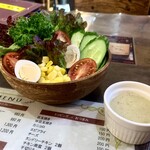 キッチン あずま - ⭐︎  グリーンサラダ   税込　   ２８０ 円