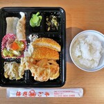 Hatagoya - 大サービス弁当