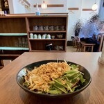 鉄板中華 青山シャンウェイ - 蒸乚鷄の葱醬油