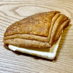 カタネベーカリー - 「クリームチーズデニッシュ」(220円)です