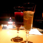 斉藤ファーム - 赤葡萄ジュースと白葡萄ジュース