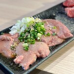 Tori Yakiniku Hikiwarai - 