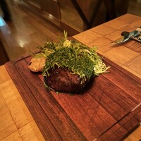 ザ タヴァン グリル＆ラウンジ - 