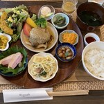 Machiyui Kafe Ando Baru - 町結菜食セット　1,580円（税込）
