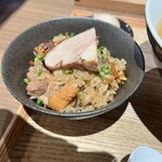 らぁ麺 紫陽花 - 鶏肉の混ぜご飯