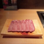 焼肉 グルマンズいとう - 売切れ御免の　和牛タン