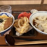 麺や 八刻丸 名古屋本店 - 