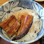 Megumiya - うな丼。浜名湖産鰻を使用。