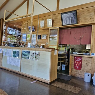 湖上レストラン 鏡ヶ池_2