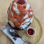 たい焼き あかり - イチゴ　680円