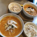 SINGAPORE HOLIC LAKSA - 